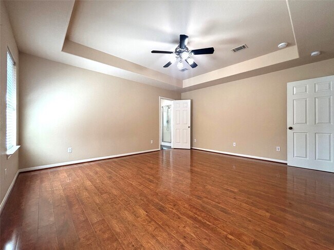 Building Photo - 19123 Center Park Dr