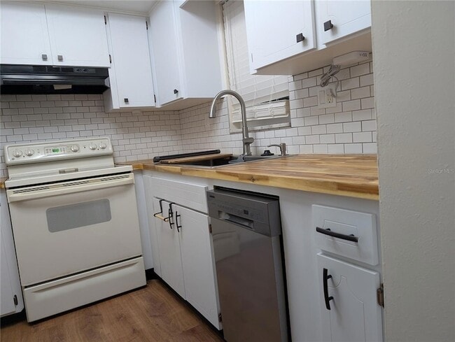 Building Photo - 3125 36th St N