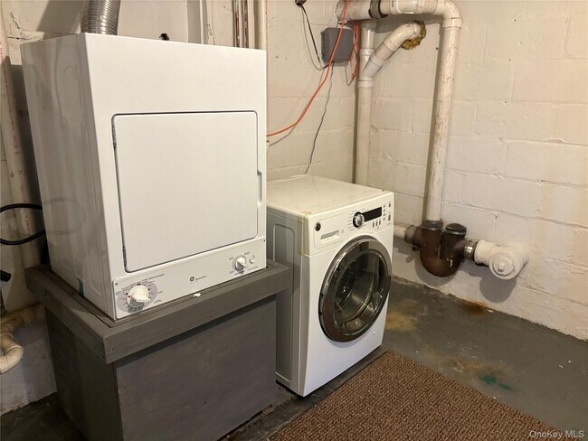 Building Photo - 3 Brookwood St