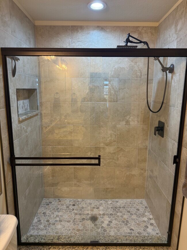 Building Photo - 9208 Hillcroft Dr