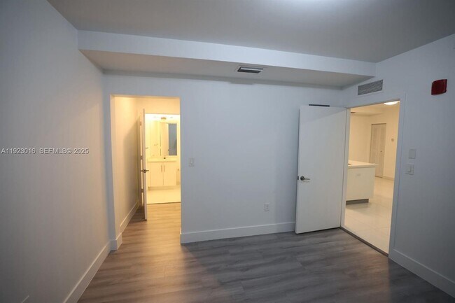 Building Photo - 2651 NE 212th Terrace