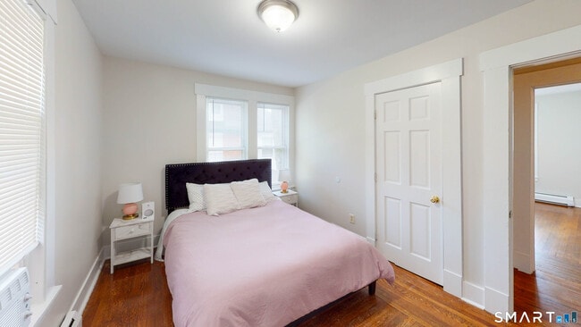 Building Photo - 432 Norton Pkwy