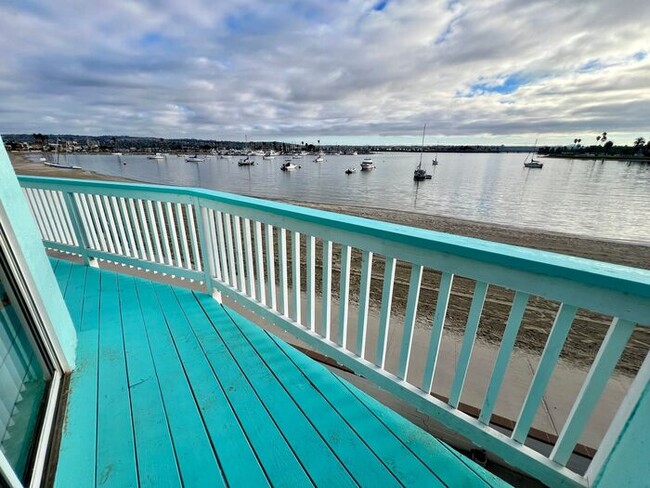 Primary Photo - Spectacular Bay Views With a wrap around P...