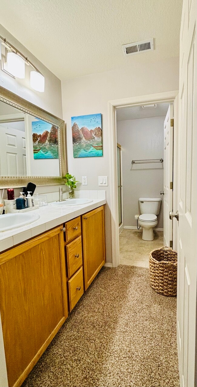 Building Photo - 6444 NW Starflower Dr
