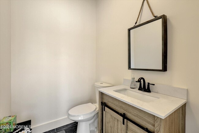 Building Photo - 13 Valley Forge Rd