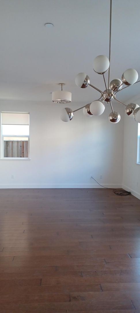 Building Photo - 125 Caspian Way
