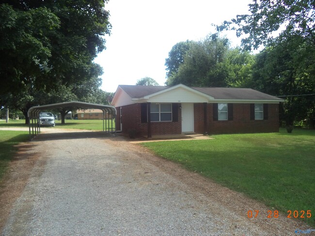 Primary Photo - 302 Joe Quick Rd