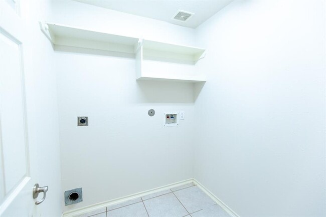 Building Photo - 6359 Bright Falls Ln