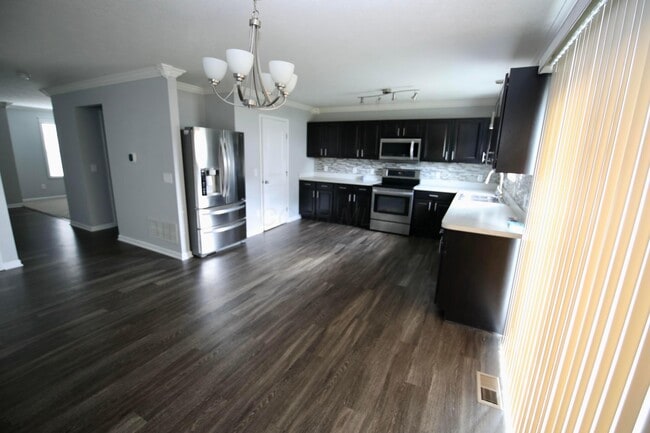 Building Photo - 5801 Sedgemoor Dr