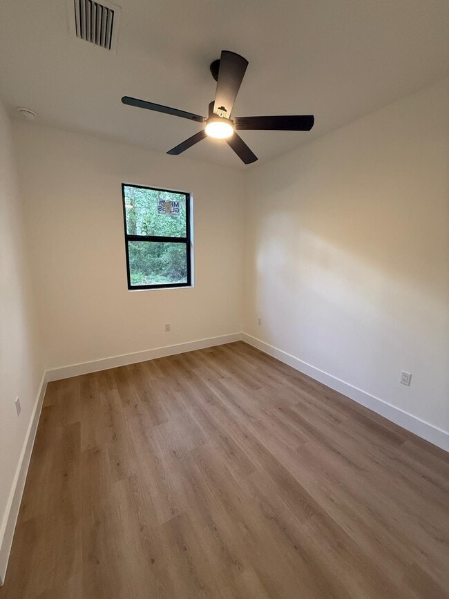 Building Photo - 1034 Alcalde St E