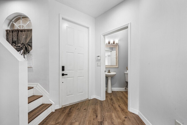 Building Photo - 152 Coconut Key Ln