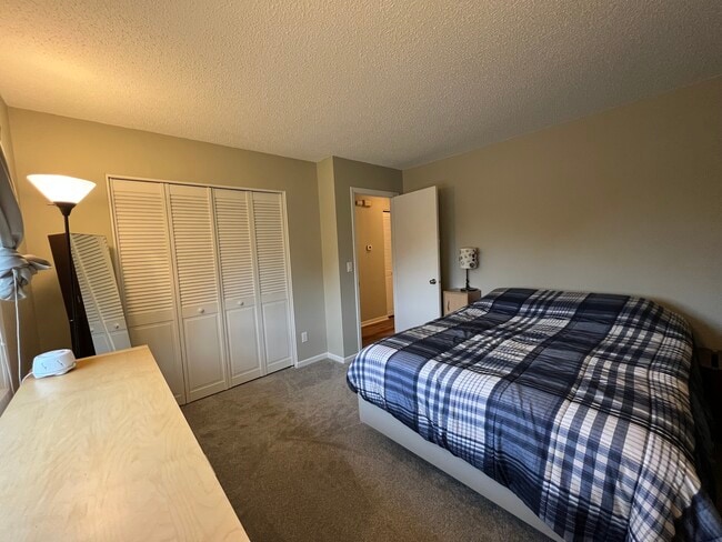 Building Photo - 2497 Copper Cliff Trail