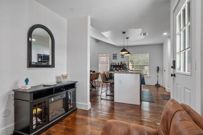 Building Photo - 4109 Brooks Baker Ave