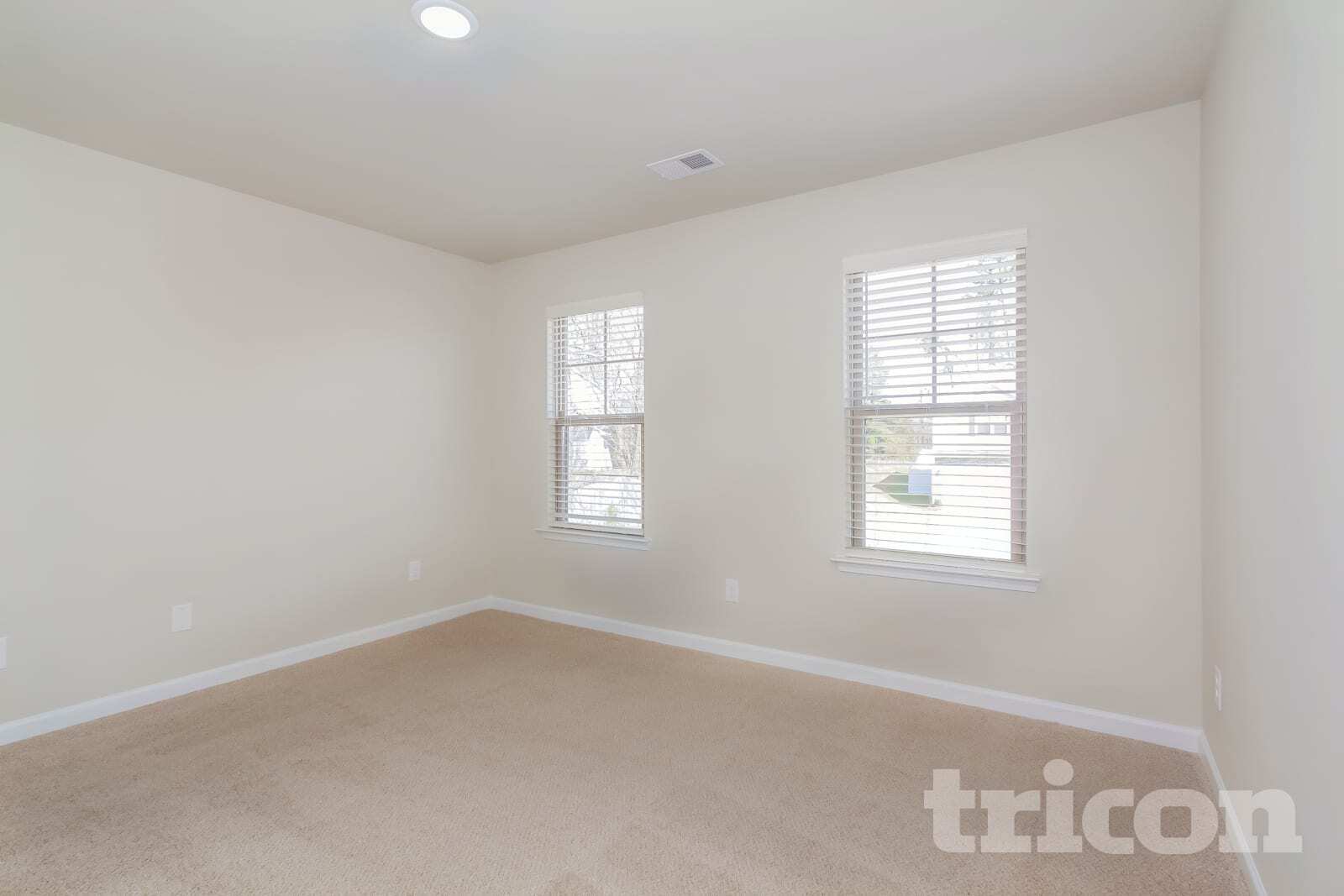 Building Photo - 106 Spring Knoll Dr