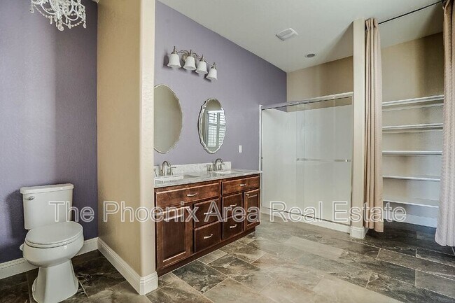 Building Photo - 4106 W Federal Way