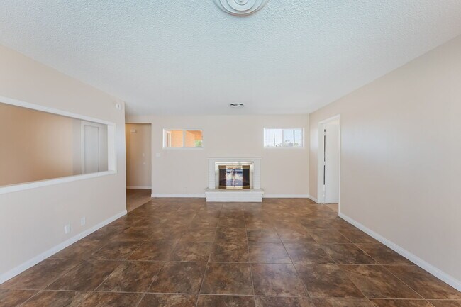 Building Photo - 2016 Embrey Ave