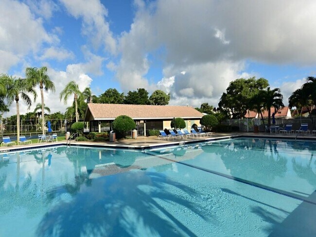 Building Photo - 9870 Watermill Cir