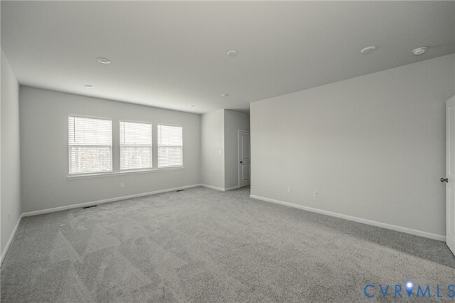 Building Photo - 6467 Fennec Run