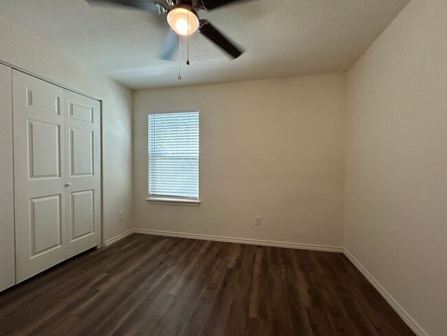 Building Photo - $1500 for an 18 month lease, PLUS $250 Adm...