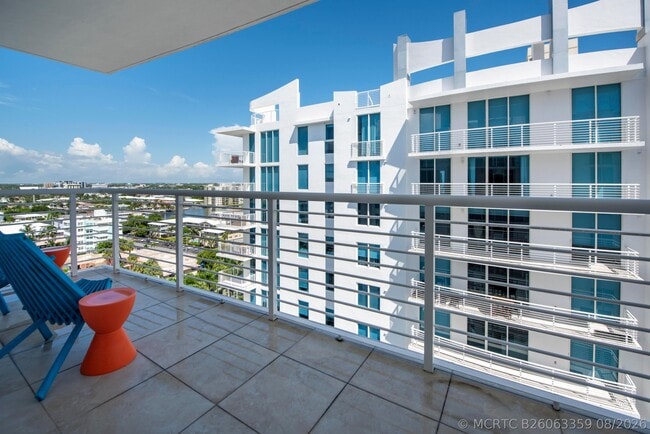 Building Photo - 2821 N Ocean Blvd