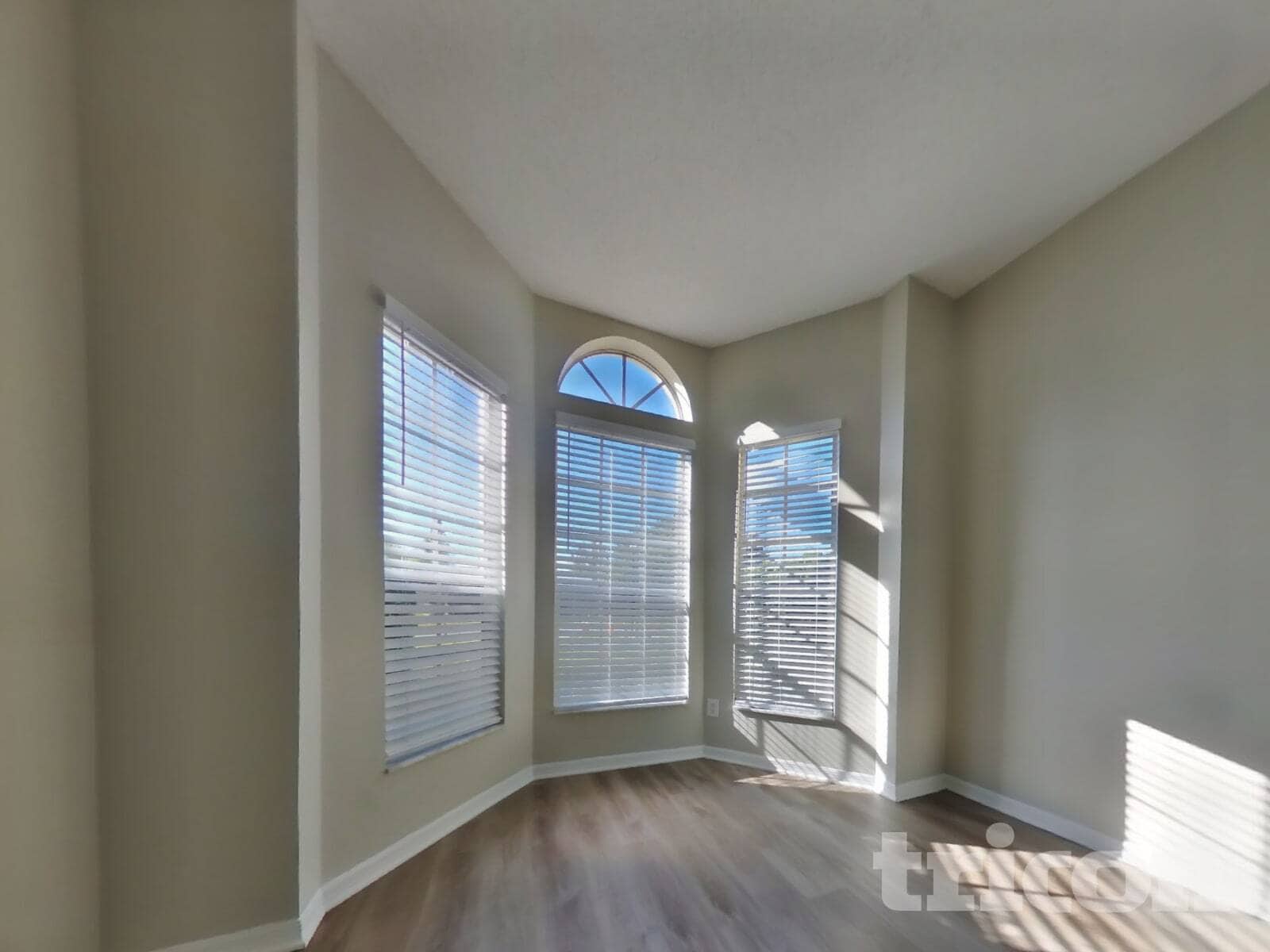 Building Photo - 1021 Whittier Cir