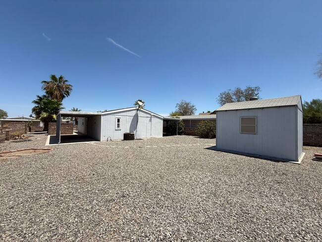 Building Photo - 13231 E 38th Pl
