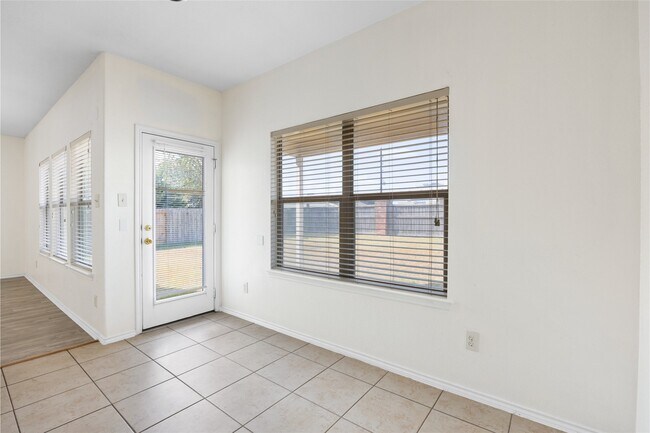 Building Photo - 23906 Fairport Harbor Ln