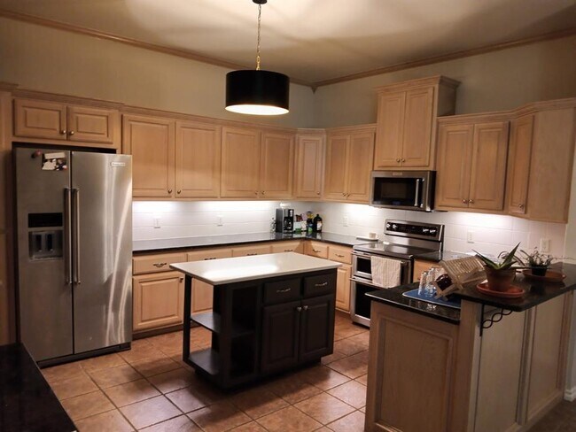 Building Photo - 15513 Swallowtail Rd