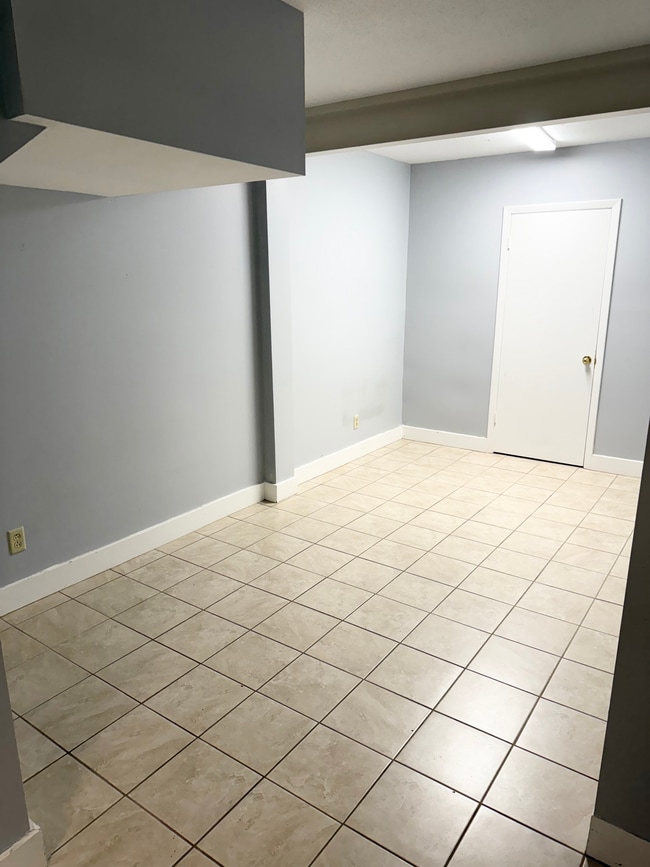 Building Photo - 2508 Dogwood Dr