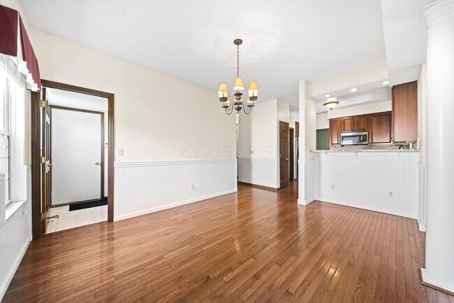 Building Photo - 7854 Astra Cir
