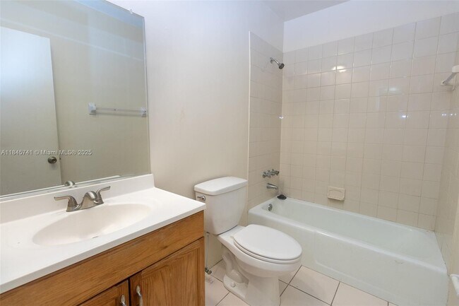 Building Photo - 8900 NW 38th Dr