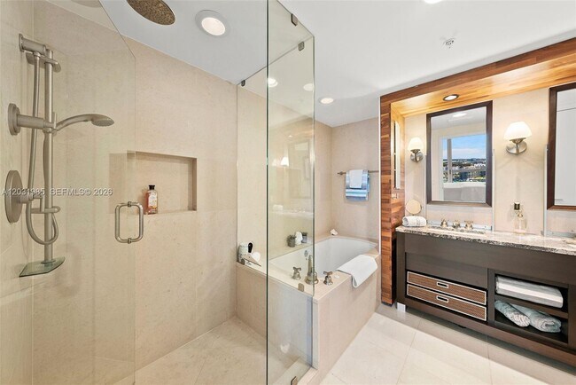 Building Photo - 6899 Collins Ave