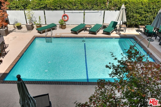 Building Photo - 11640 Woodbridge St