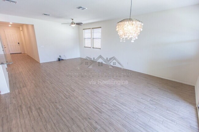 Building Photo - 15427 W Windward Ave