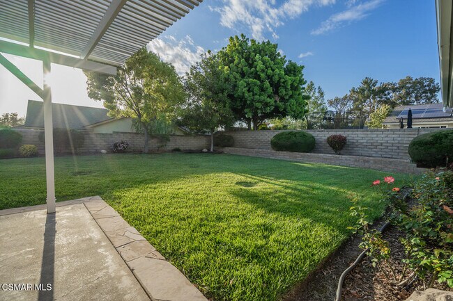 Building Photo - 3065 Starling Ave