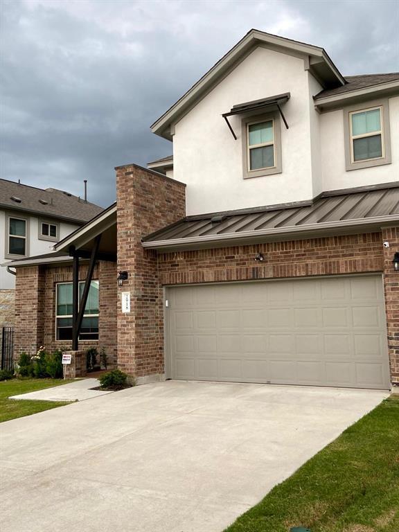 Building Photo - 2918 Zelma Dr