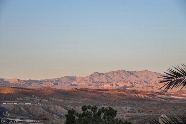 Building Photo - 15 Via Mantova