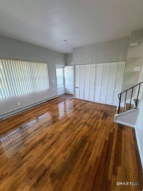 Building Photo - 351 Mill Rock Rd