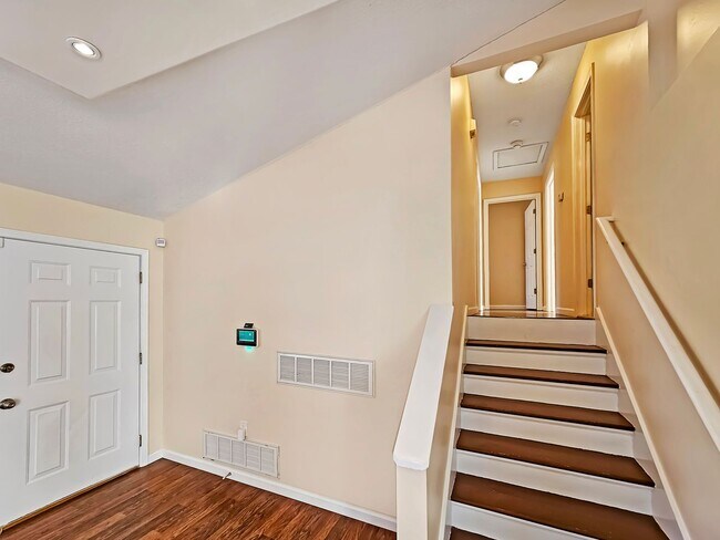 Building Photo - Charming 3 Bed, 2 Bath Home in Douglasvill...