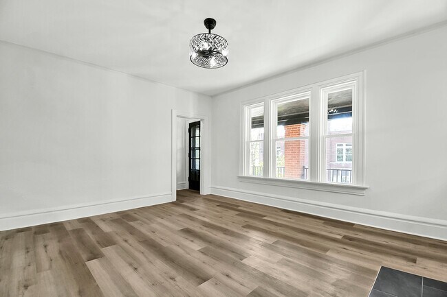 Building Photo - 1202-1204 Franklin Ave