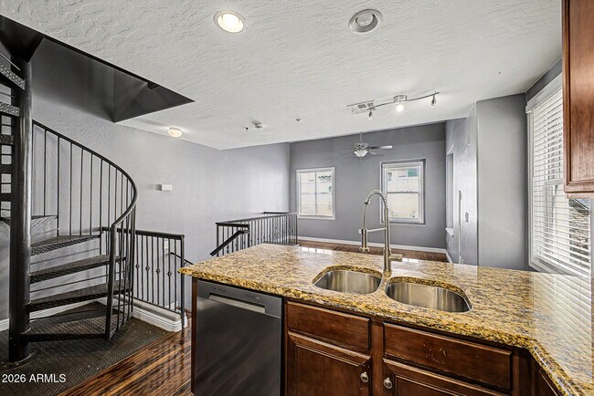 Building Photo - 4161 E Jasper Dr