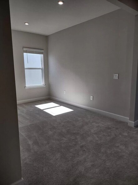 Building Photo - COMING SOON! 1st week of JUNE