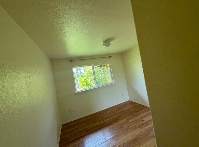 Building Photo - 3409 Lauhou Rd