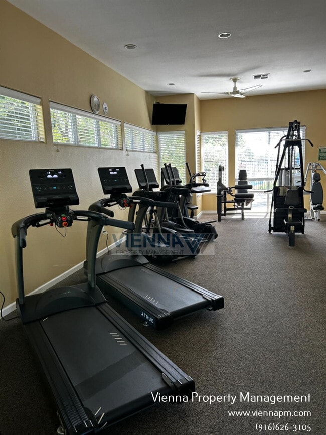 Building Photo - 3705 Abby Ct