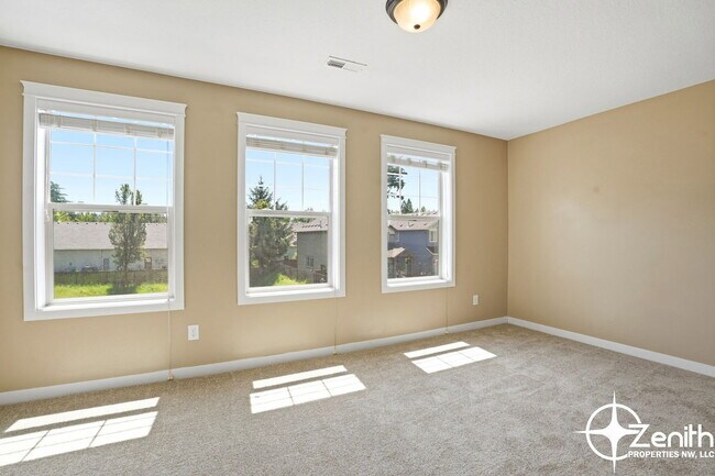 Building Photo - 4608 NE 91st Way