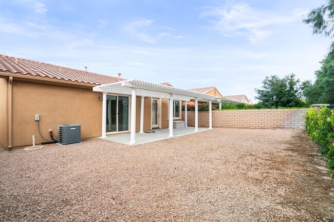 Building Photo - 2651 Desert Breeze Way