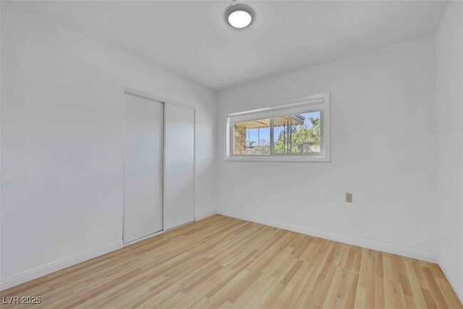 Building Photo - 11 California Way