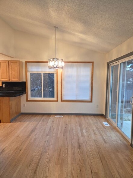 Building Photo - 11284 Forest Dr