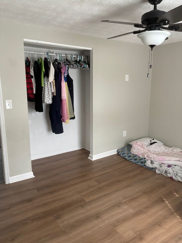 Building Photo - 744 Maplewood Ln