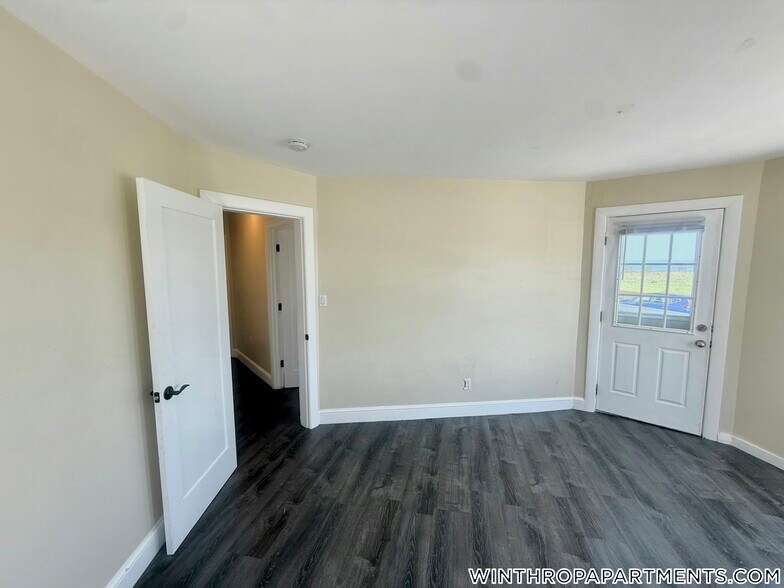 Building Photo - 87 Winthrop Shore Dr